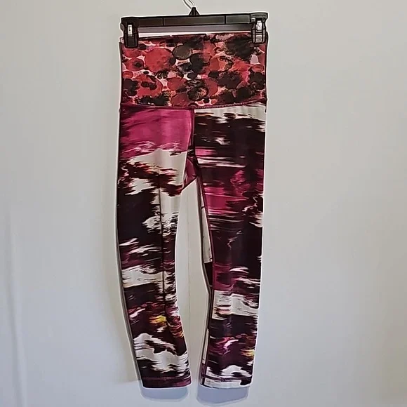 Lululemon Athletic Leggings - Picture 7 of 8